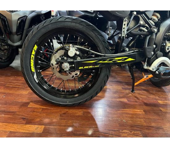 Rieju MRT 50 Motard Trophy NEGRA